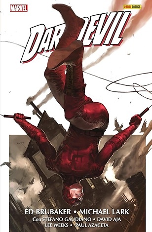DAREDEVIL DE ED BRUBAKER Y MICHAEL LARK 1 (MARVEL OMNIBUS) 