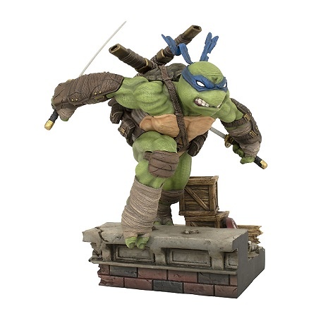 LEONARDO ESTATUA 28 CM PVC TORTUGAS NINJA GALLERY 